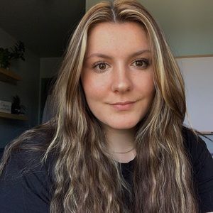 Meet your Posher, Catherine